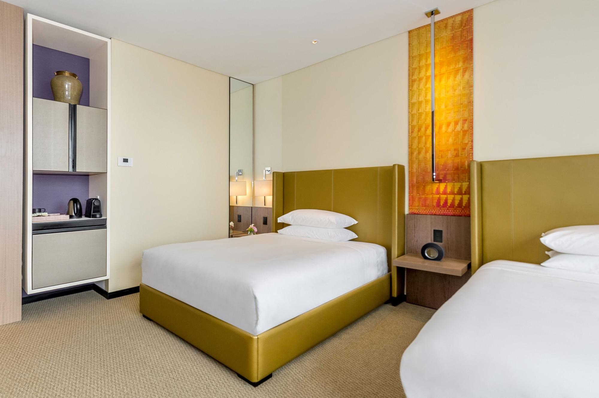 Grand Hyatt Bogota Hotell Exteriör bild A room at the hotel