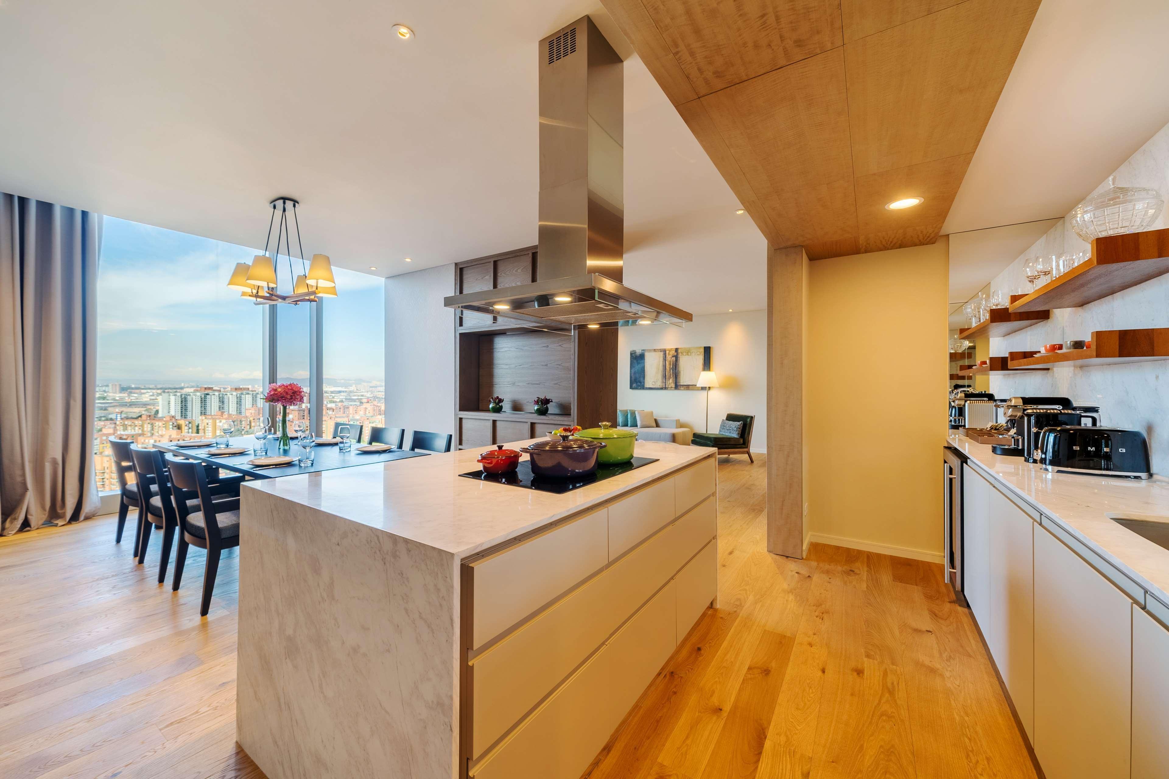 Grand Hyatt Bogota Hotell Exteriör bild The kitchen
